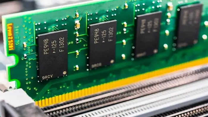 Kiểm tra lại xem Ram đã được cắm chặt chưa